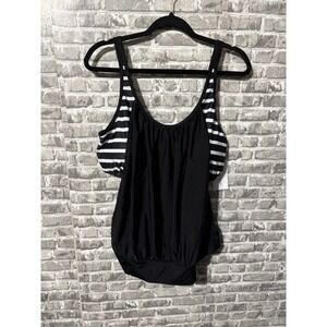 Meet‎ Curve Swim Top NWT